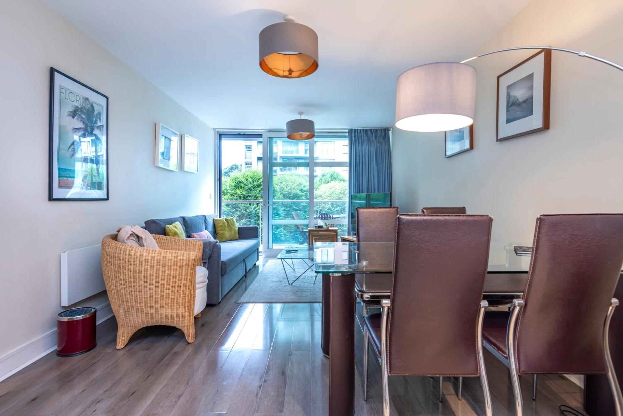 Battersea Power Station Apartment Лондон Экстерьер фото